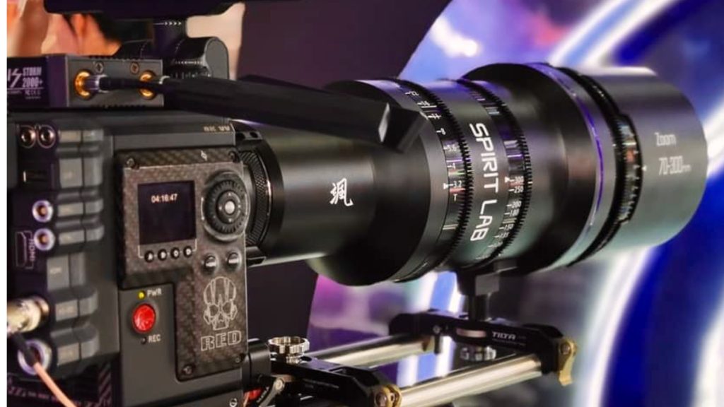 Spirit Lab Zoom 70-300mm T3.2 Full-Frame Cinema Lens