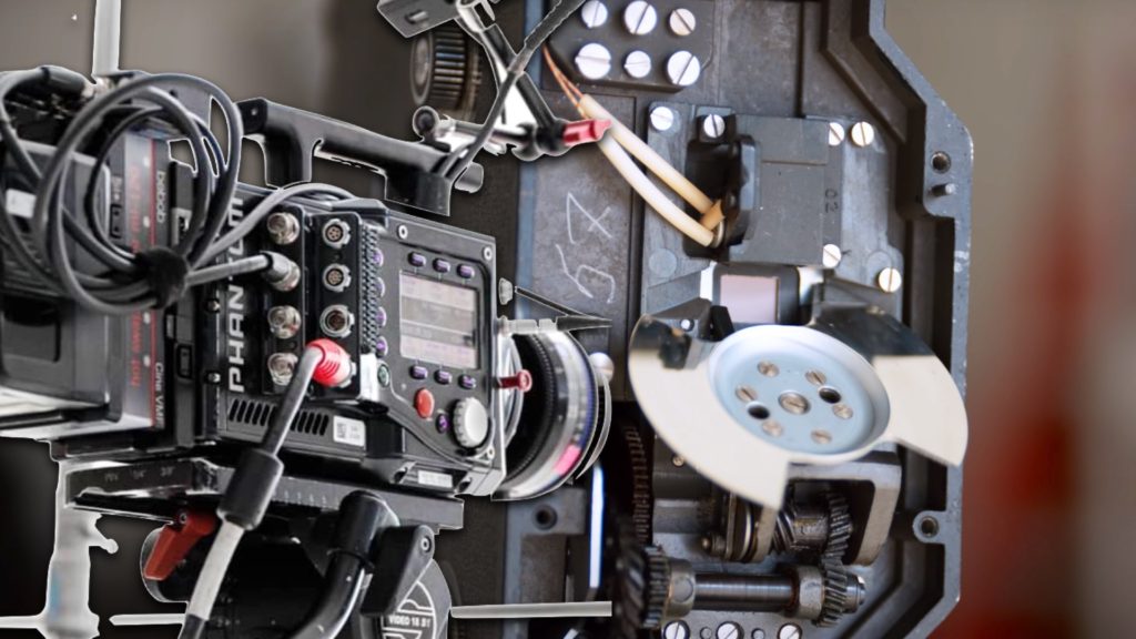 Look at the Beautiful Guts of a Film Camera at 1000fps With the Help of Phantom Flex4K